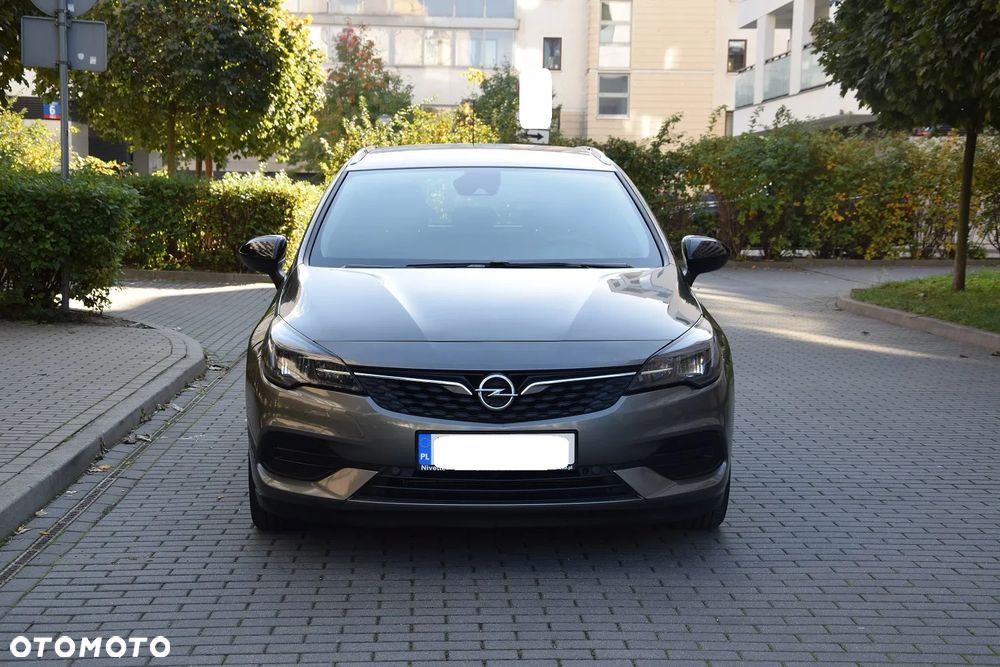 Opel Astra 2021 photo 3