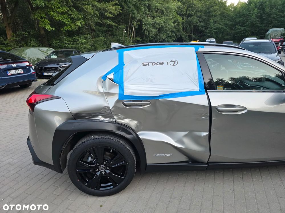 Lexus UX 250h GPF F Impression 2WD - 4