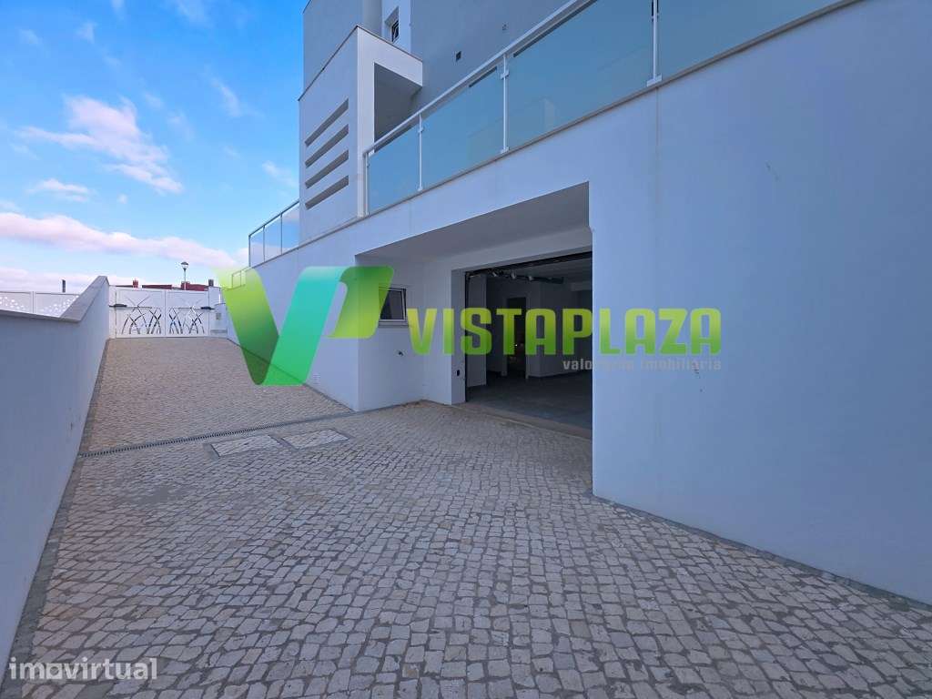 Moradia M3 Geminada com Piscina e garagem, Ferragudo - Algarve - Grande imagem: 4/49