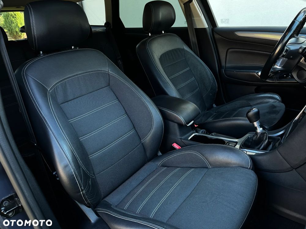 Ford Mondeo 2.0 TDCi Champions Edition - 29