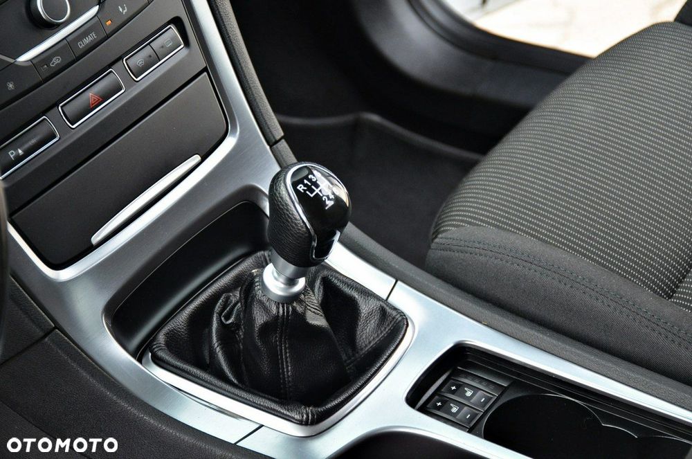 Ford Mondeo - 17
