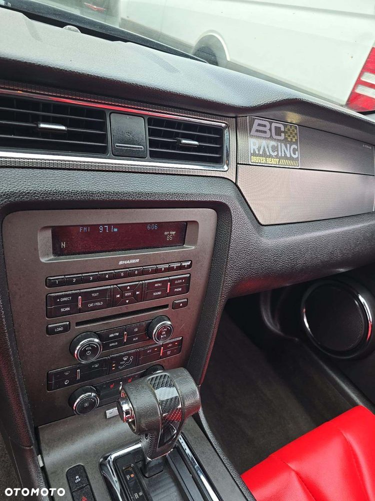 Ford Mustang 5.0 V8 GT Premium - 5