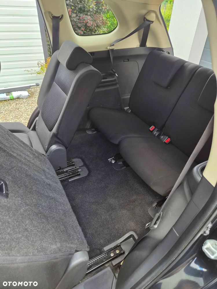 Mitsubishi Outlander 2.0 Intense + CVT - 14
