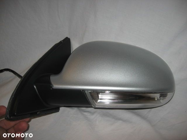 VW GOLF V, VI, VII, VIII KOMBI JETTA III, PASSAT B5, B6, B7, B8, POLO ELEKTRYCZNE 6, 7, 8, 13 PIN LUSTERKO DOWOLNY KOLOR - LEWE, PRAWE - 8