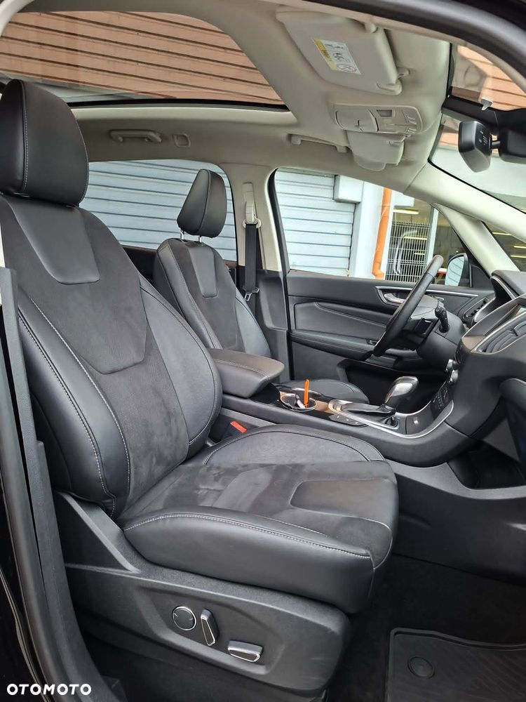 Ford S-Max 2.0 TDCi Titanium PowerShift - 7