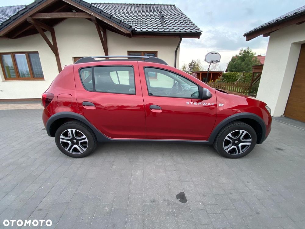 Dacia Sandero Stepway TCe 90 (S&S) Celebration - 6