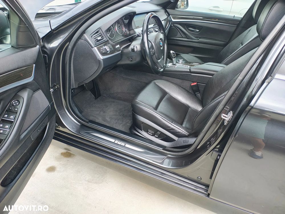 BMW Seria 5 520d Aut. Luxury Line - 20