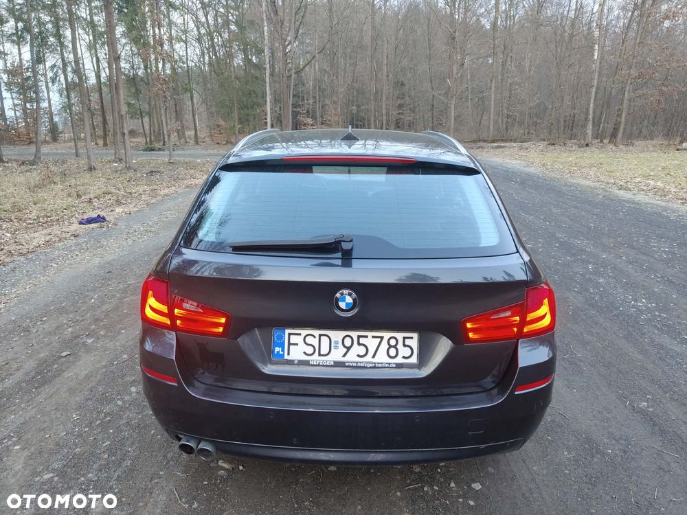 BMW Seria 5 520d - 4