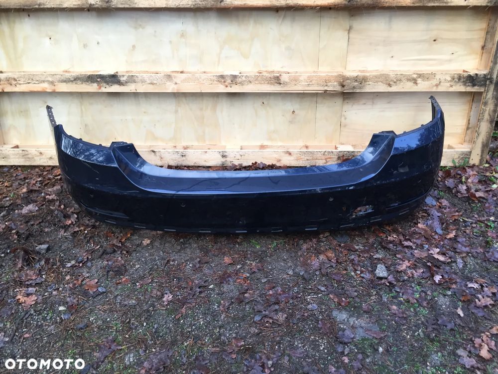 ZDERZAK Tylni- BMW Serii 4 - F32 F33 F36 (GRANATOWY, BIAŁY)