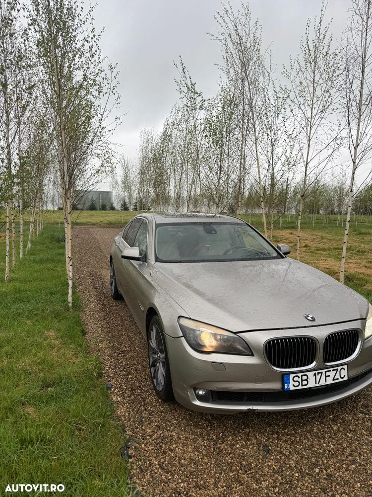 BMW Seria 7 740d xDrive - 4
