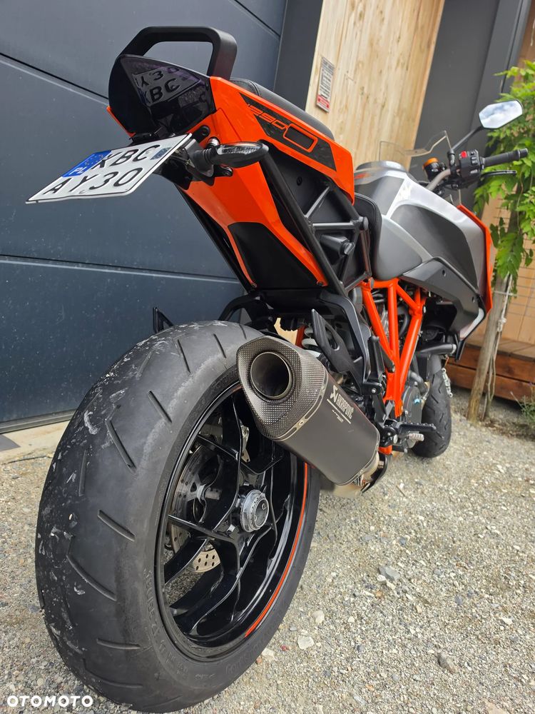 KTM Super Duke - 11