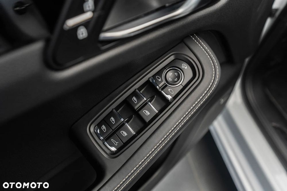 Porsche Macan Standard - 22