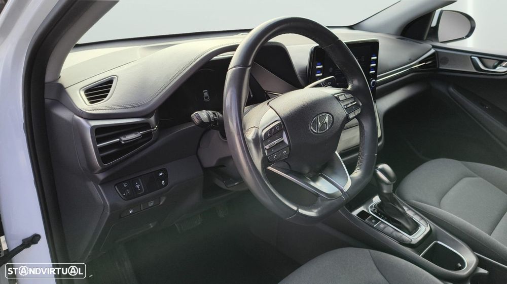 Hyundai Ioniq 1.6 GDI HEV - 10