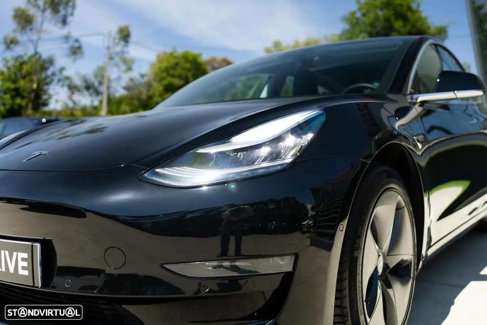 Tesla Model 3 Long-Range Dual Motor AWD - 17