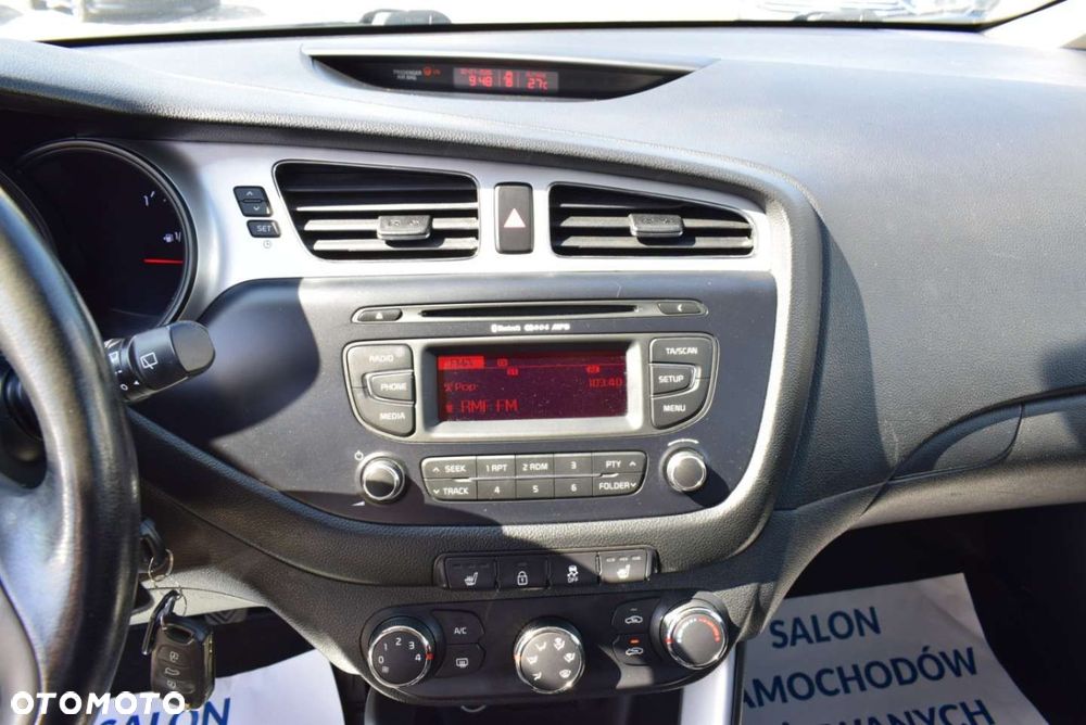 Kia Ceed - 30