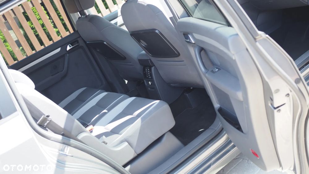 Volkswagen Touran 2.0 TDI DPF Comfortline - 15