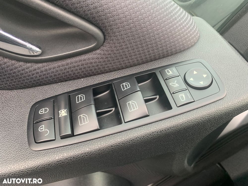 Mercedes-Benz A 180 - 18