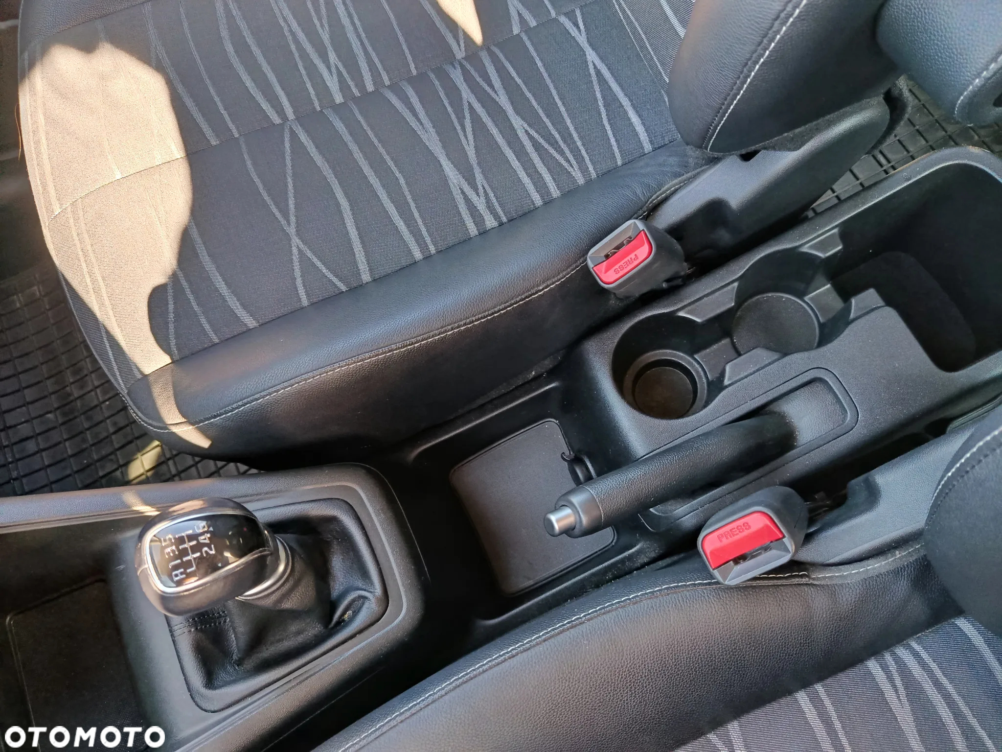 Kia Venga 1.6 Business Line - 9