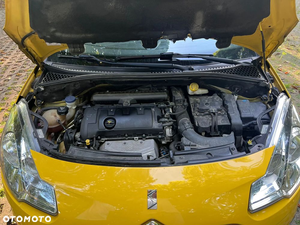 Citroën DS3 1.6 VTi SoChic - 8