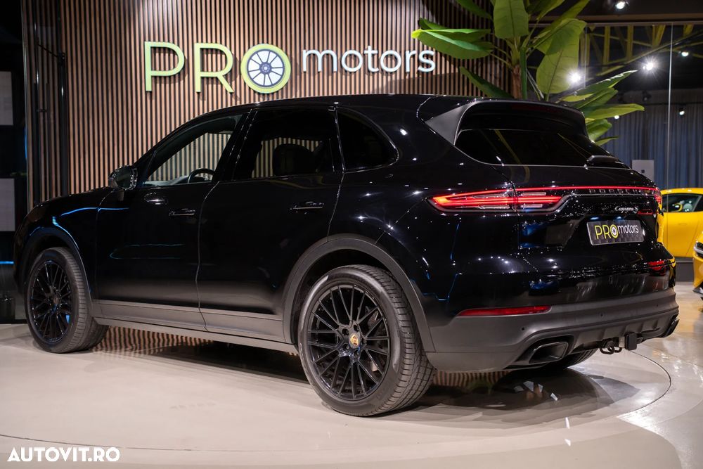 Porsche Cayenne Tiptronic S - 6