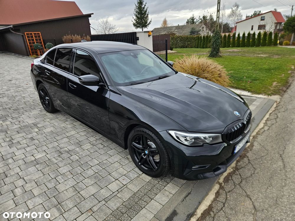 BMW Seria 3 318d Edition M Sport Shadow - 7