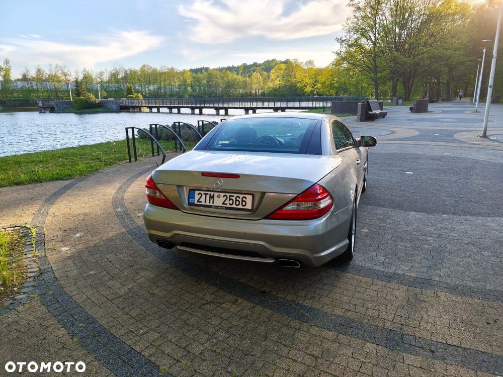 Mercedes-Benz SL 350 7G-TRONIC - 26