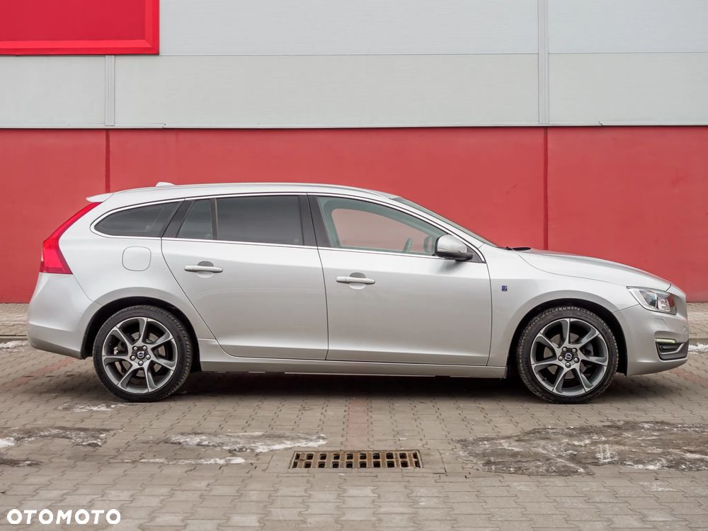 Volvo V60 D3 Drive-E Ocean Race - 12