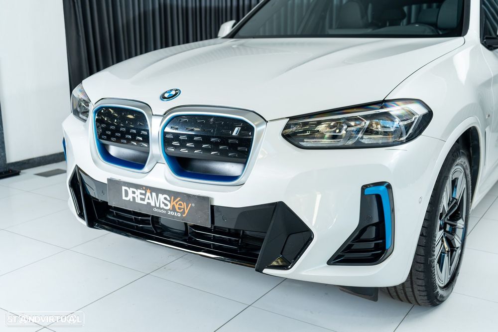 BMW iX3 M Sport Inspiring - 36