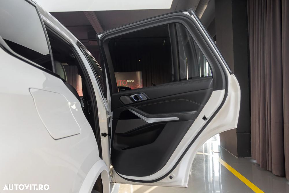 BMW X5 M M60i xDrive - 22