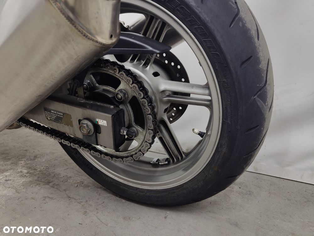 Honda CBF - 24