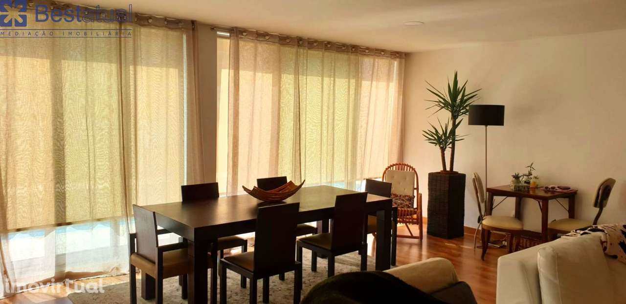 Moradia T 5 -  Acab. de Qualidade - Junto a RTP - Grande imagem: 3/43