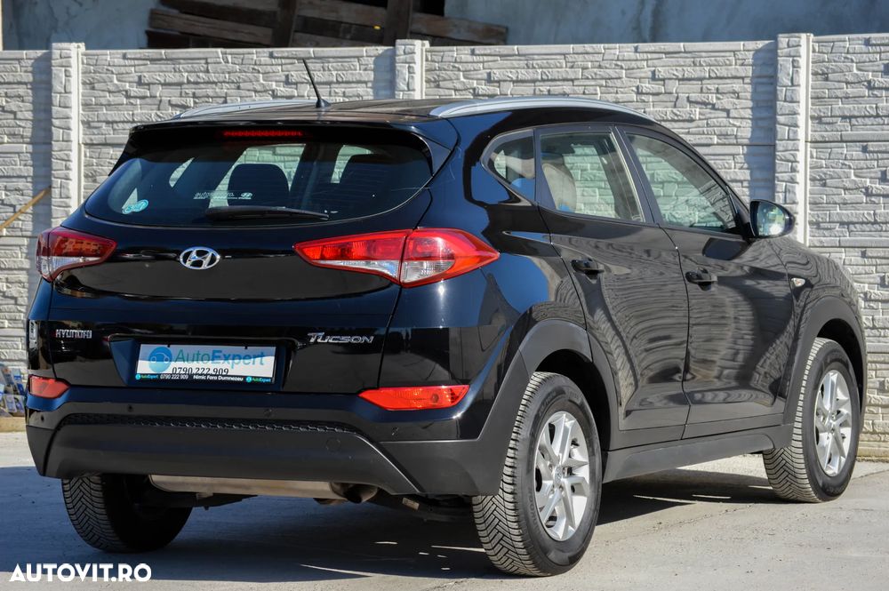 Hyundai Tucson blue 1.7 CRDi 2WD Passion - 17