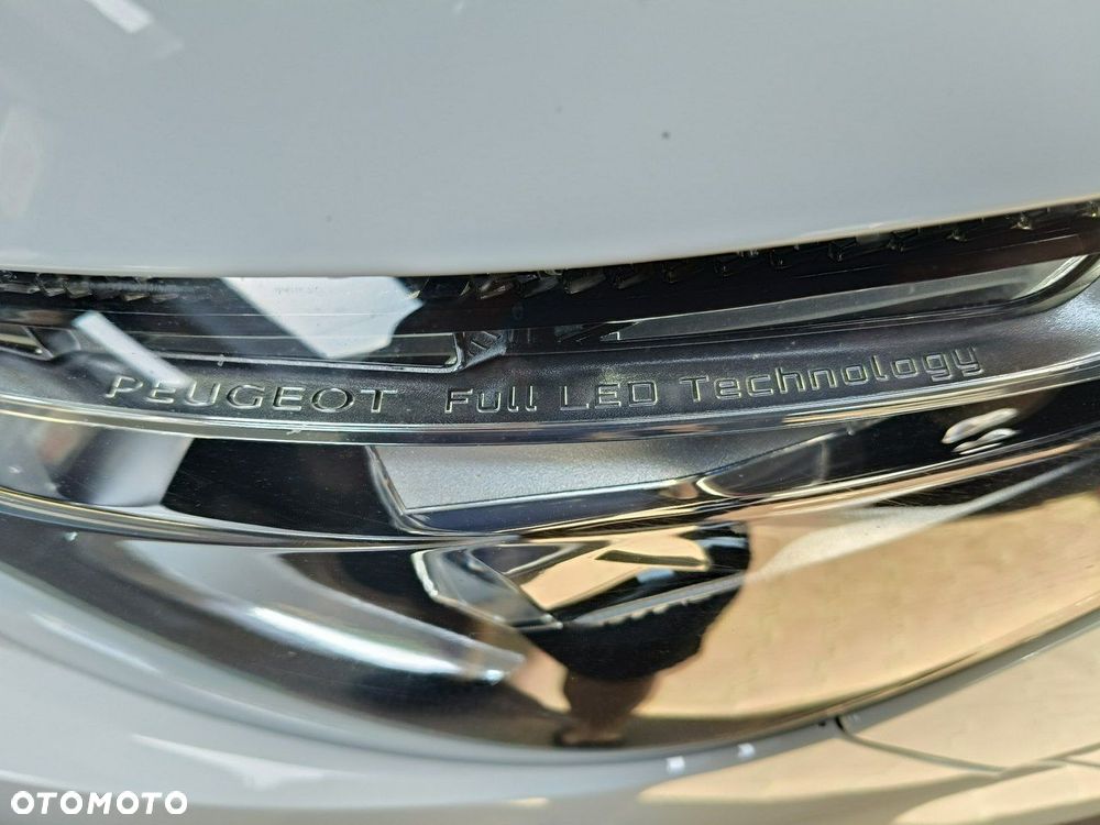 Peugeot 5008 - 9