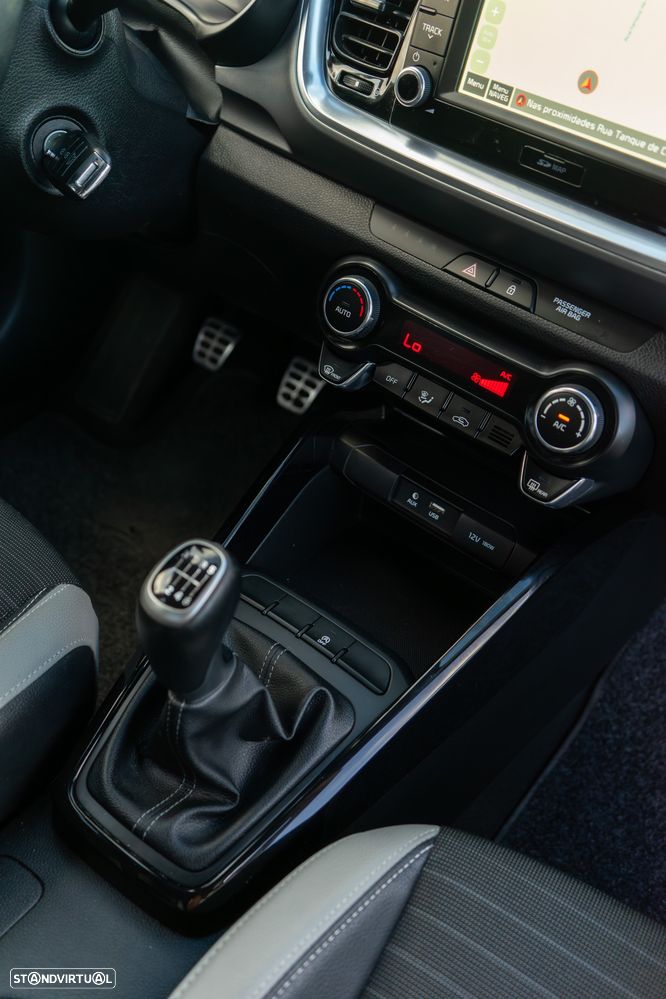 Kia Stonic - 13