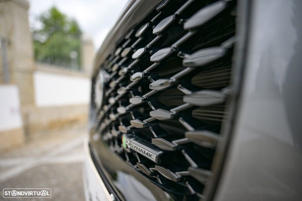 Jaguar E-Pace — fotografia 12