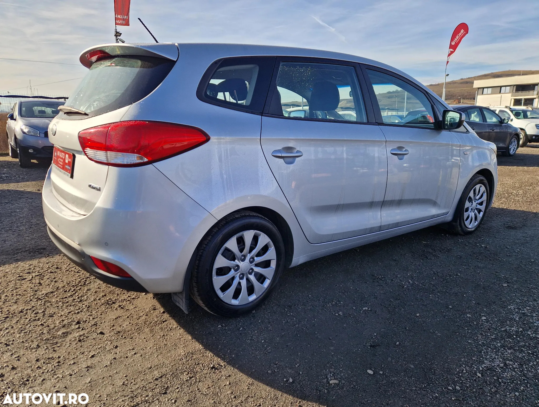 Kia Carens 1.7 CRDi 115 Dream-Team Edition - 7