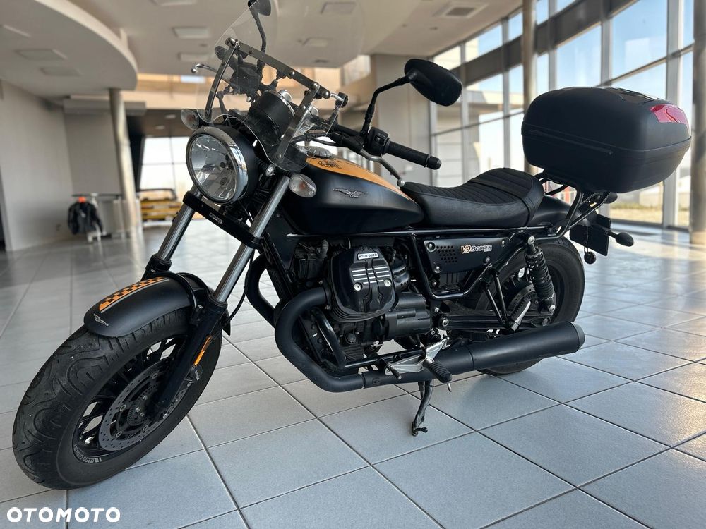 Moto Guzzi V9 - 1