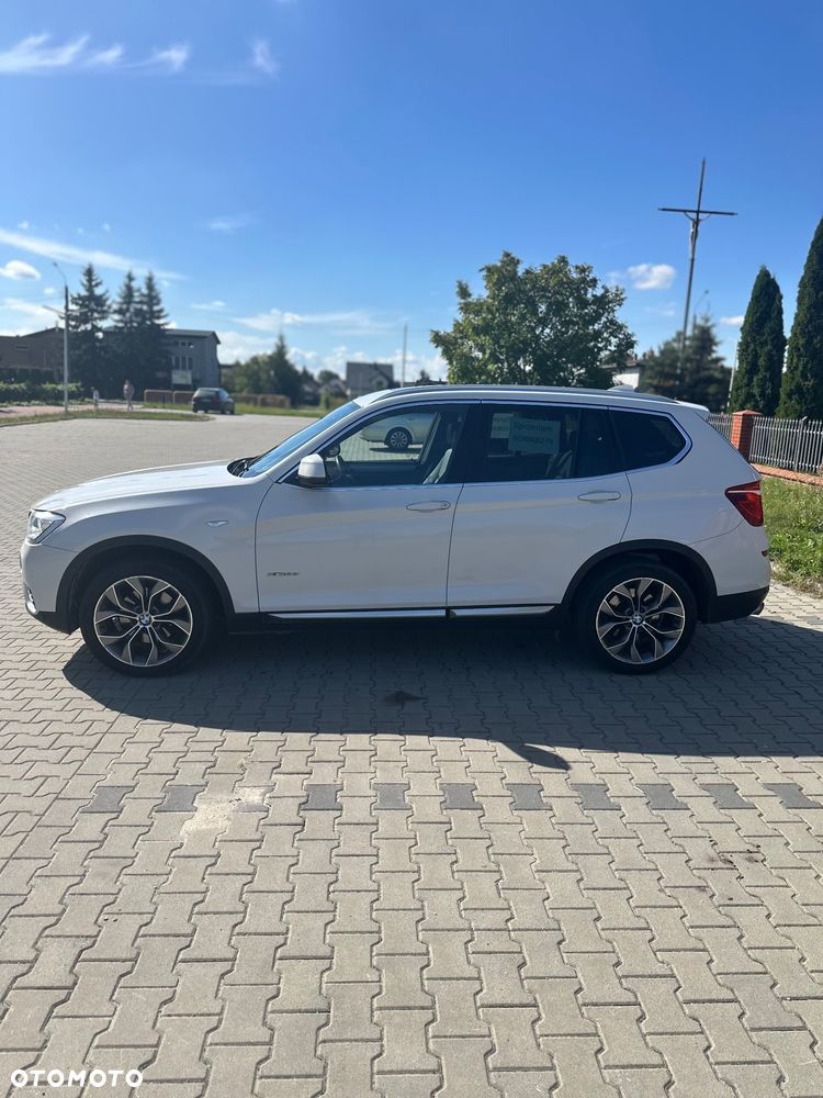 BMW X3 xDrive28i xLine - 4