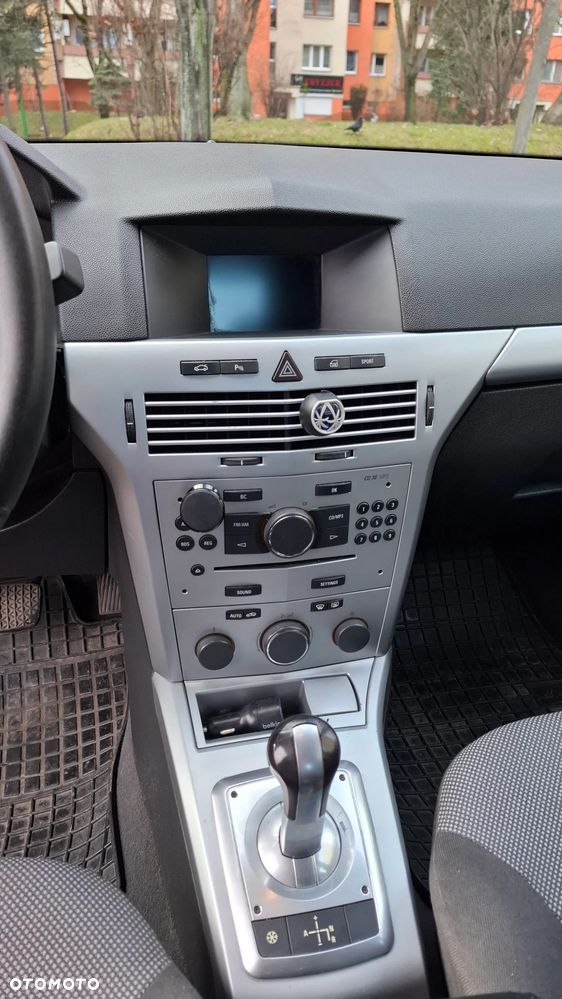 Opel Astra 1.6 Enjoy EasyTronic - 11