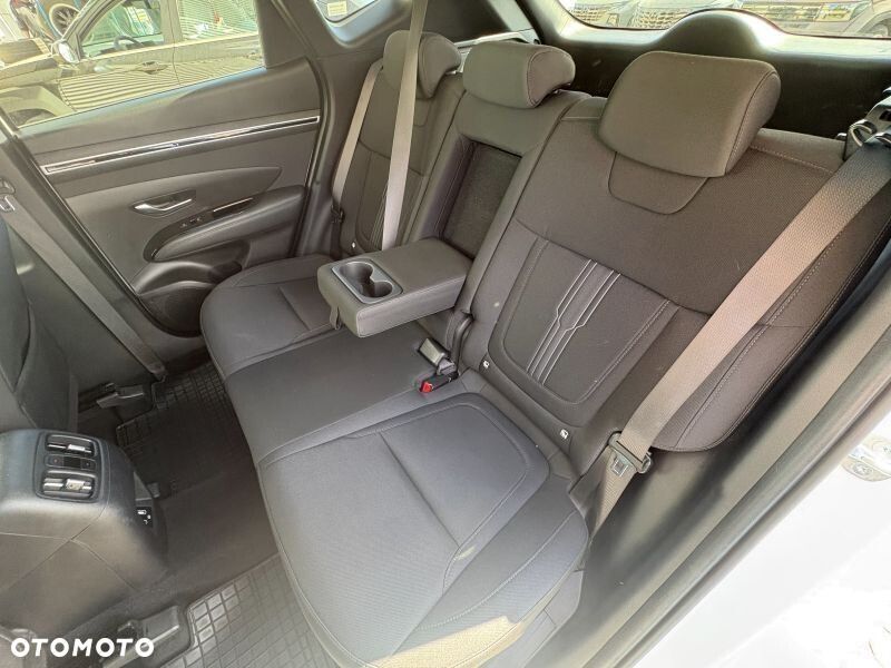 Hyundai Tucson 1.6 T-GDi HEV Executive 2WD - 15