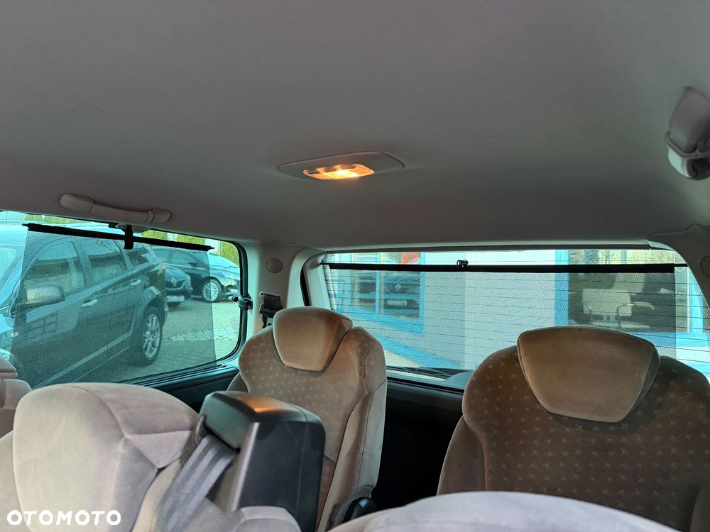 Peugeot 807 HDi 135 Platinum - 20