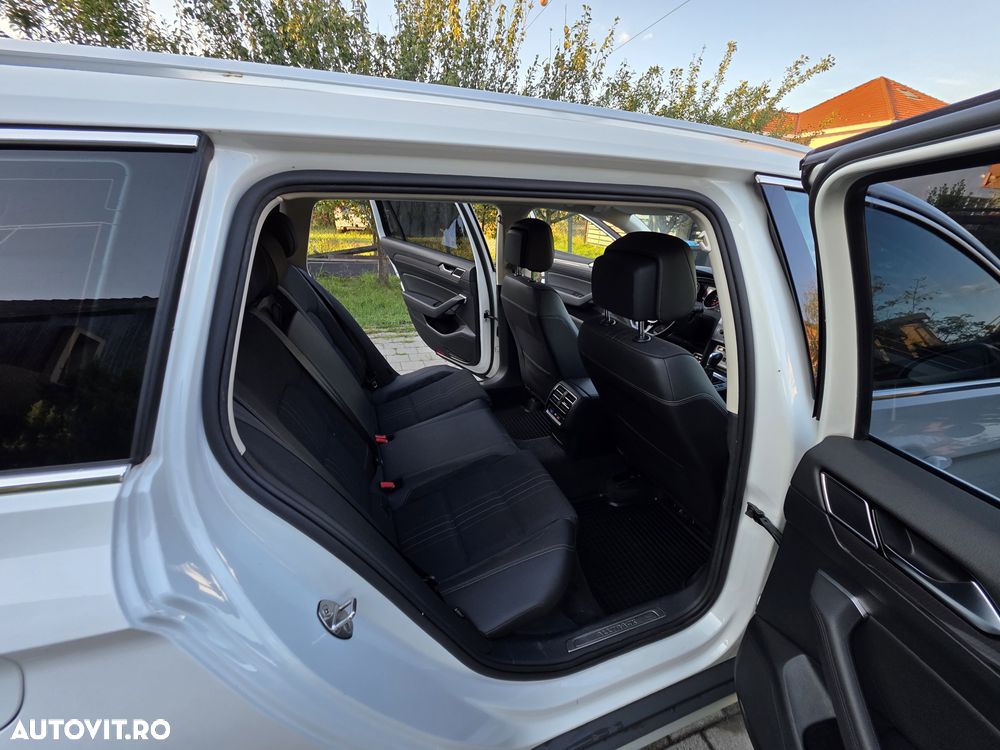 Volkswagen Passat Alltrack 2.0 TDI DSG 4Motion - 9