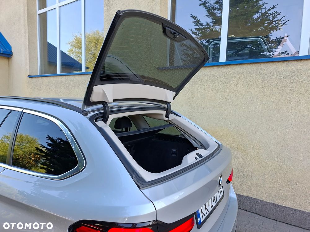 BMW Seria 5 518d - 7