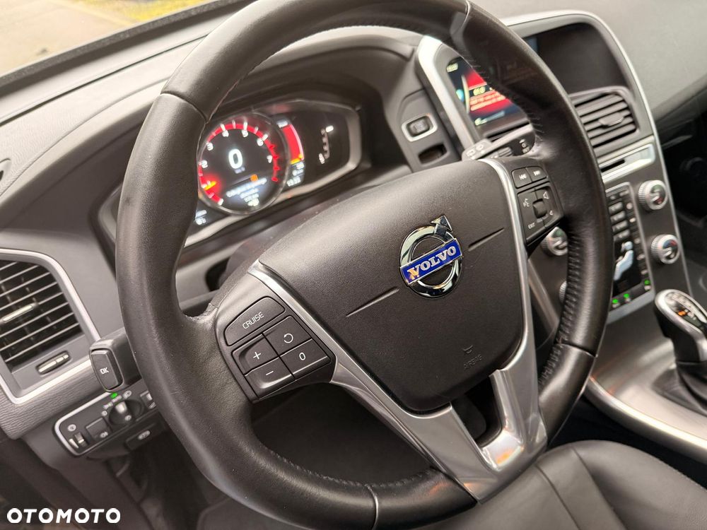 Volvo XC 60 T5 Summum - 20