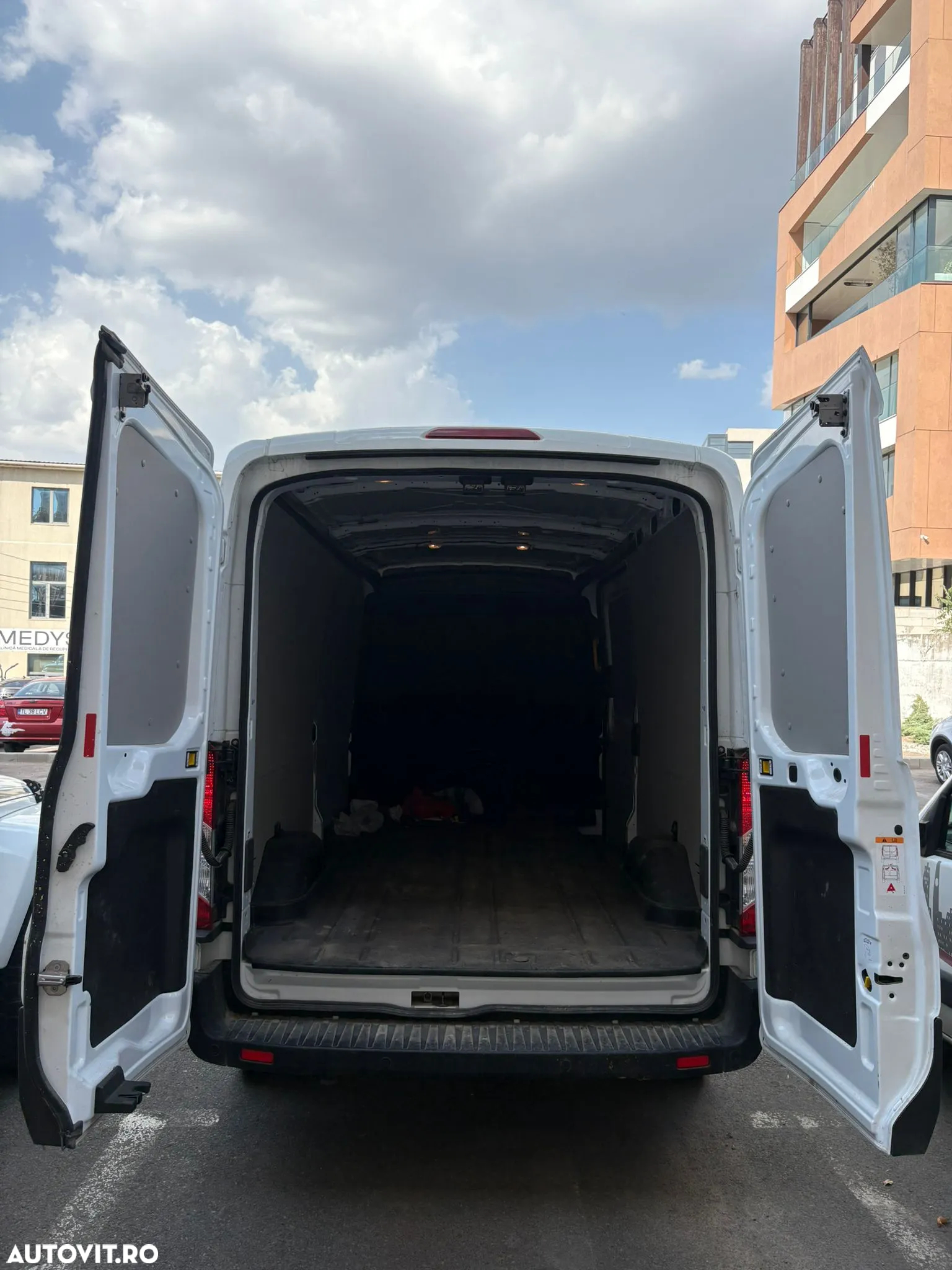 Ford Transit - 5