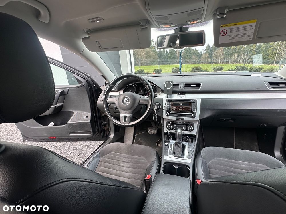 Volkswagen Passat 2.0 TDI DPF Comfortline DSG - 13