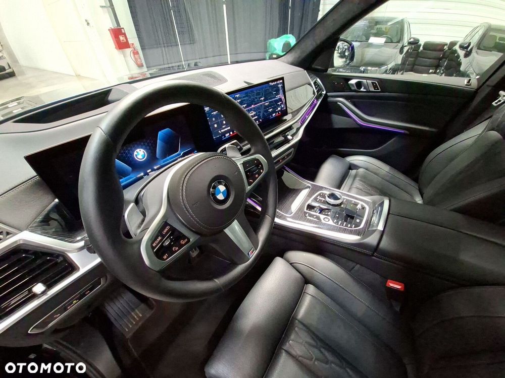 BMW X7 - 11