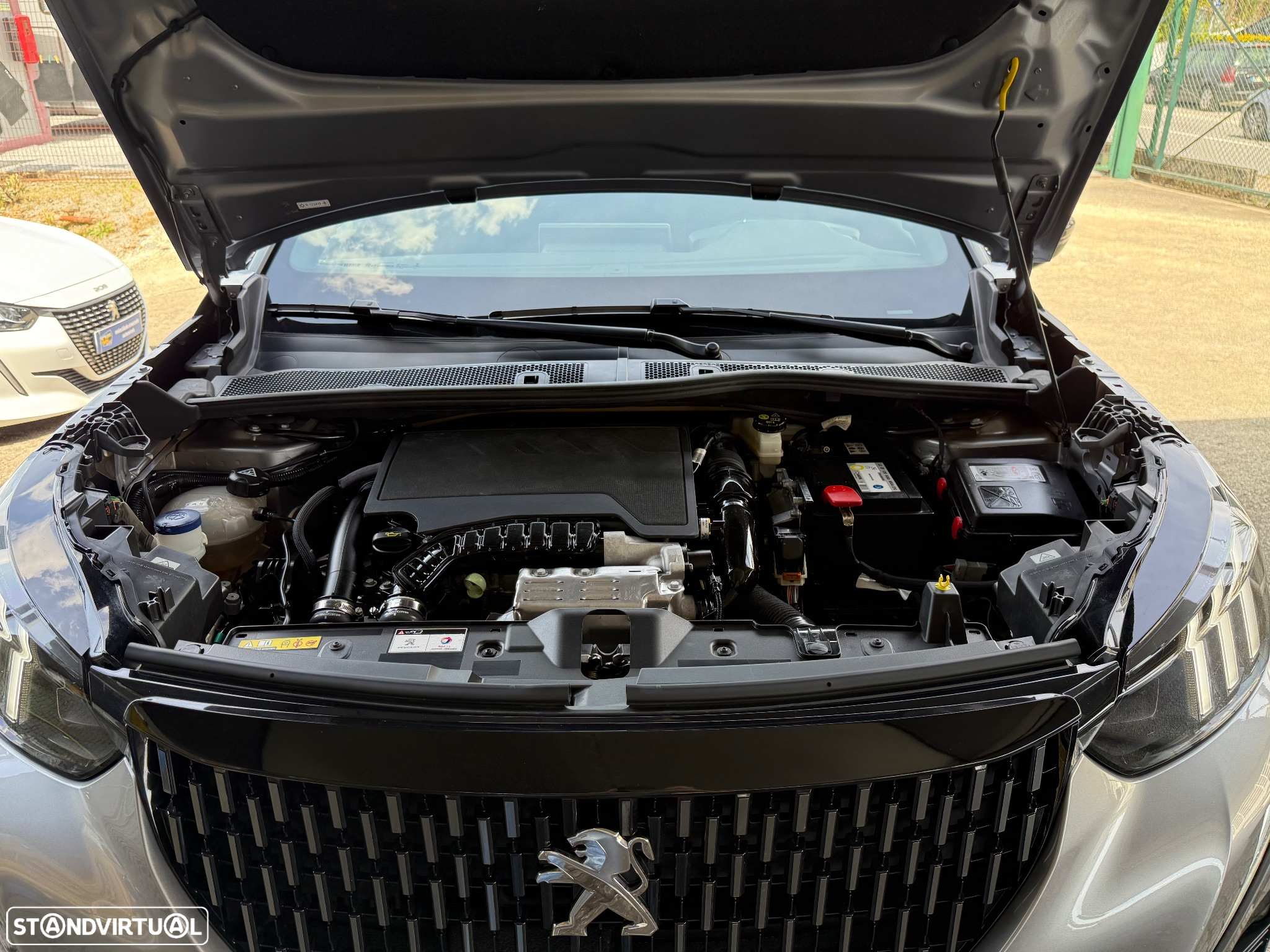 Peugeot 2008 1.2 PureTech GT Line - 45
