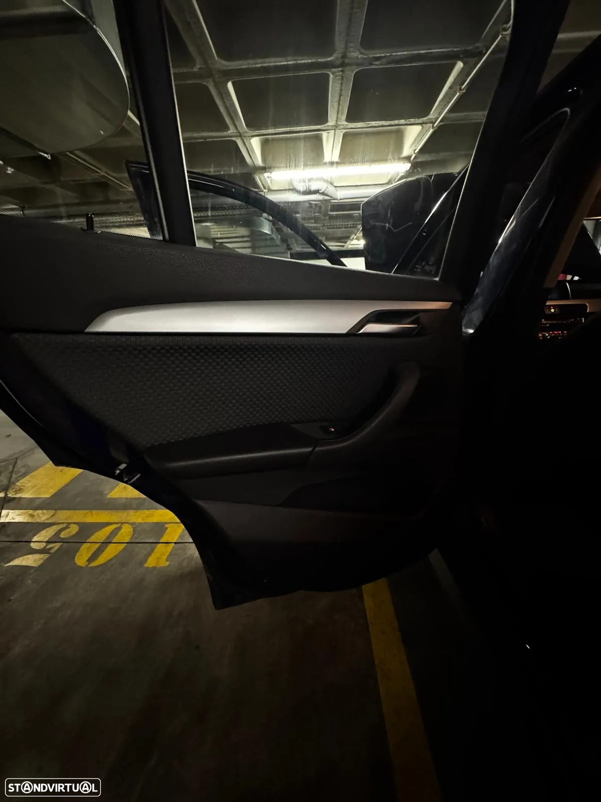 BMW X1 18 d xDrive - 16