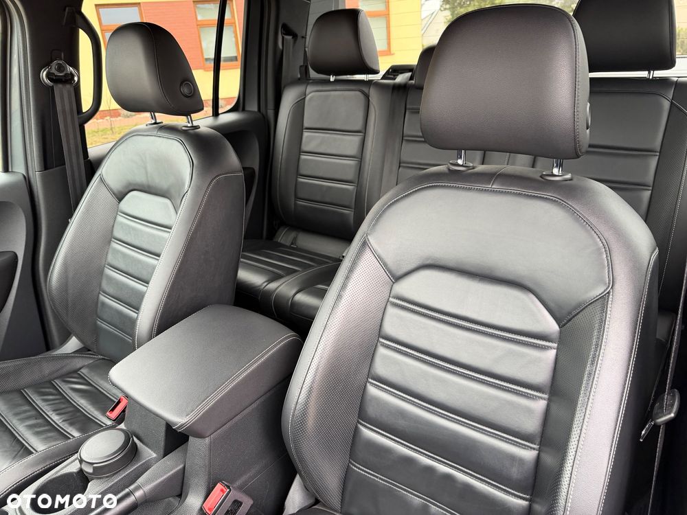 Volkswagen Amarok 3.0 V6 TDi 4MOTION Aventura - 32